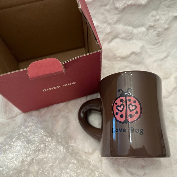 BRAND NEW Life Is Good Home Diner Mug - Love Bug - Picture 1 of 6